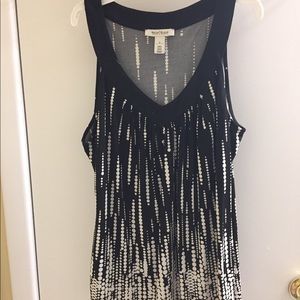 Sleeveless career blouse